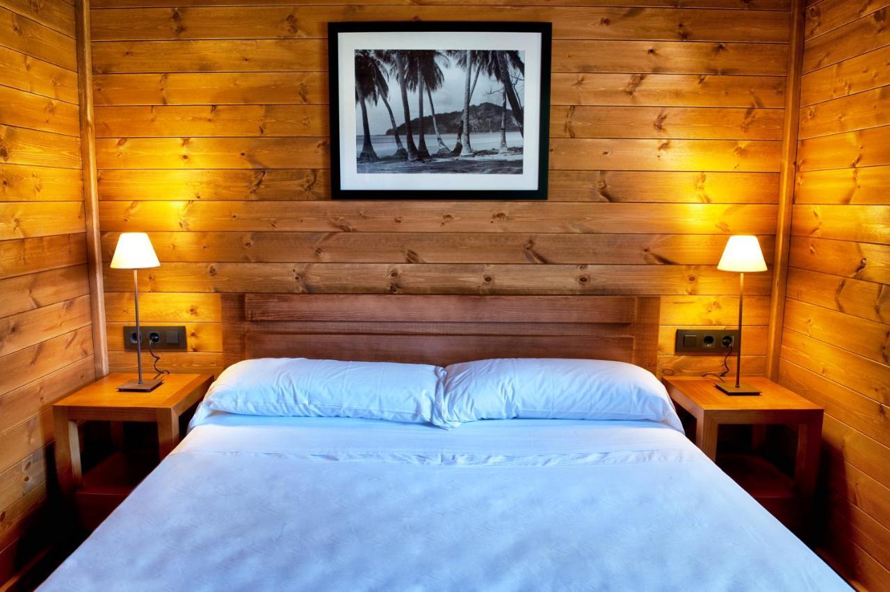 Playa Montroig Camping Resort Экстерьер фото